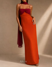 Lucía Vestido Maxi Bicolor con Tirantes y Detalle de Lazo