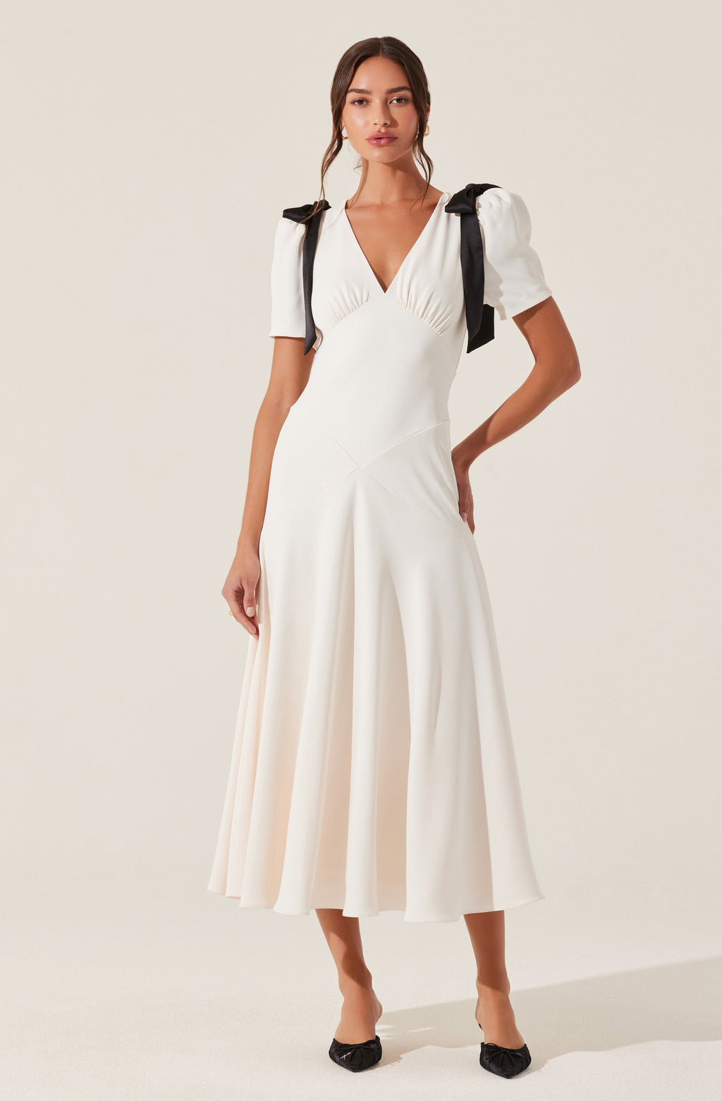 Vestido Celia™  | Elegancia clásica con un toque moderno
