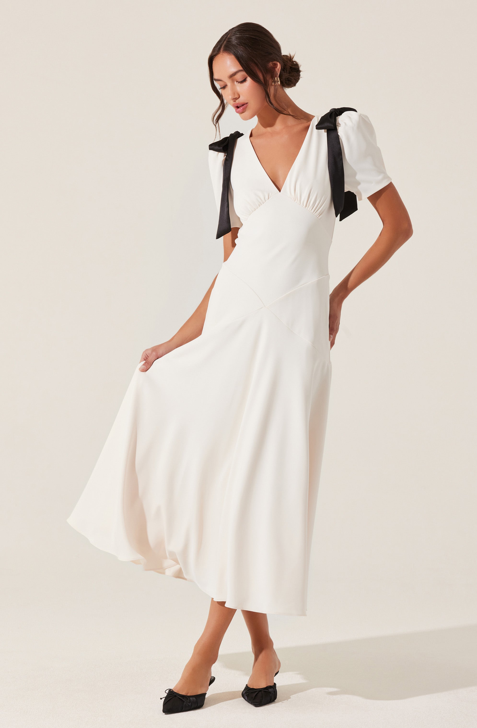Vestido Celia™  | Elegancia clásica con un toque moderno