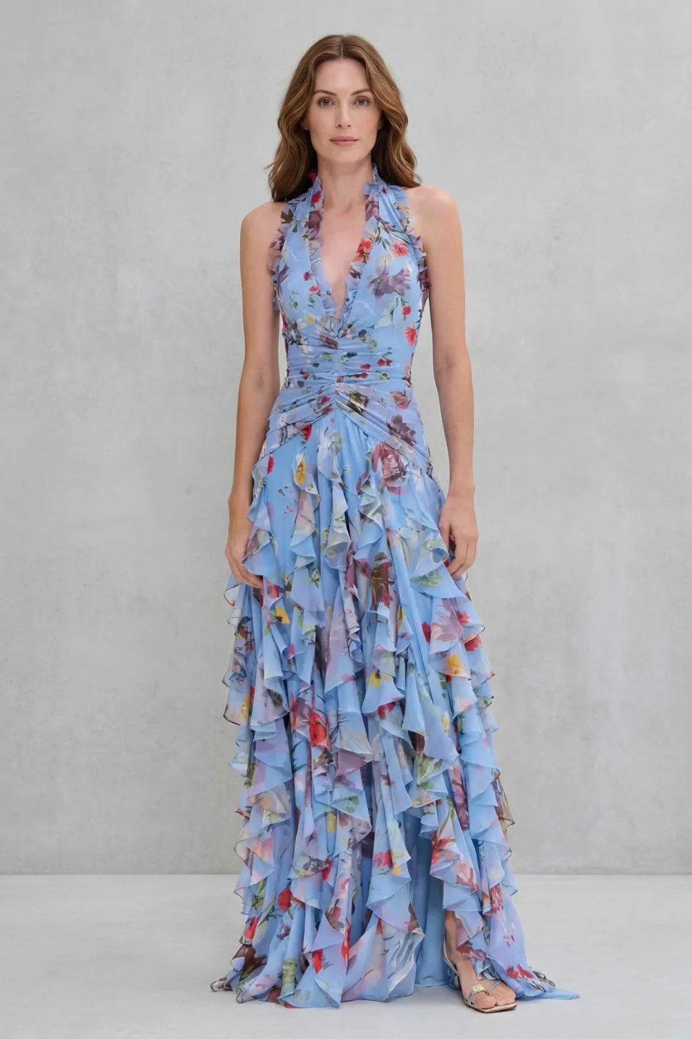 Belladina | Romántico Vestido Largo Cascada de Rosas con Escote Halter