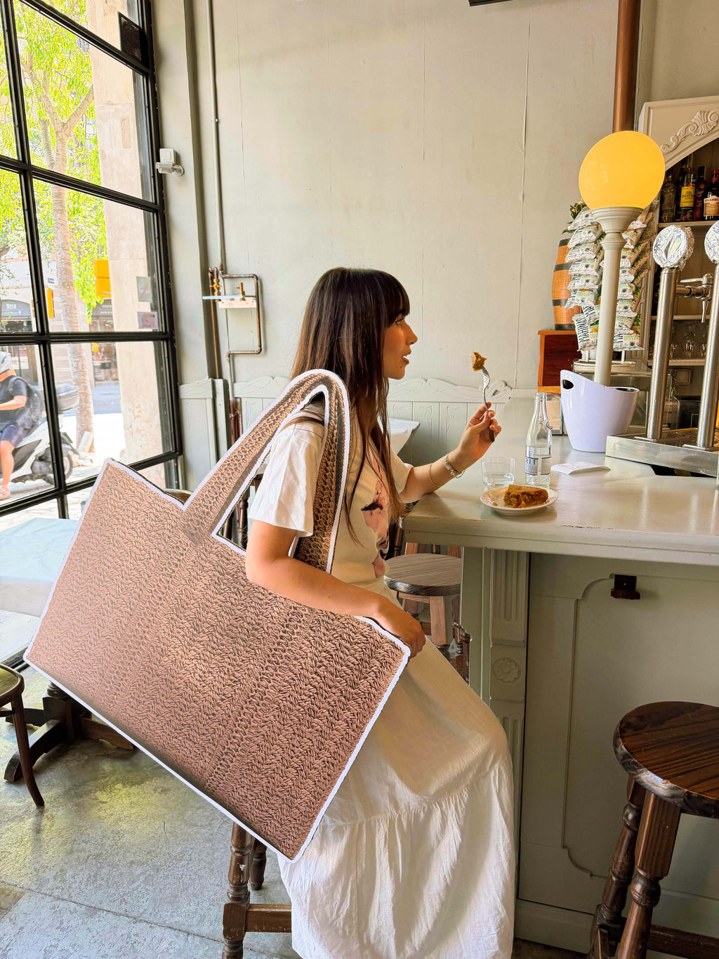 Cuadri bolso shopper grande efecto rafia