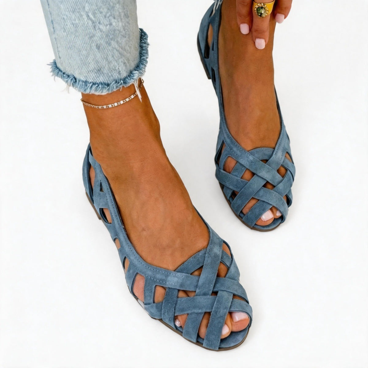 Cross-Border Hollow Bird's Nest Sandals for Women, Summer Fashion Flat Hollow Breathable Clogs, Non-Slip Beach Fashion Shoes