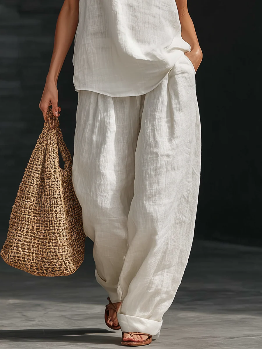 Conjunto de lino con escote en V y pantalón fluido