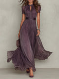 Flavia • Vestido largo morado con escote en V y ribete de encaje de gasa