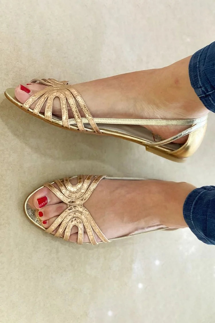 Sandalias con punta abierta y brillo metálico