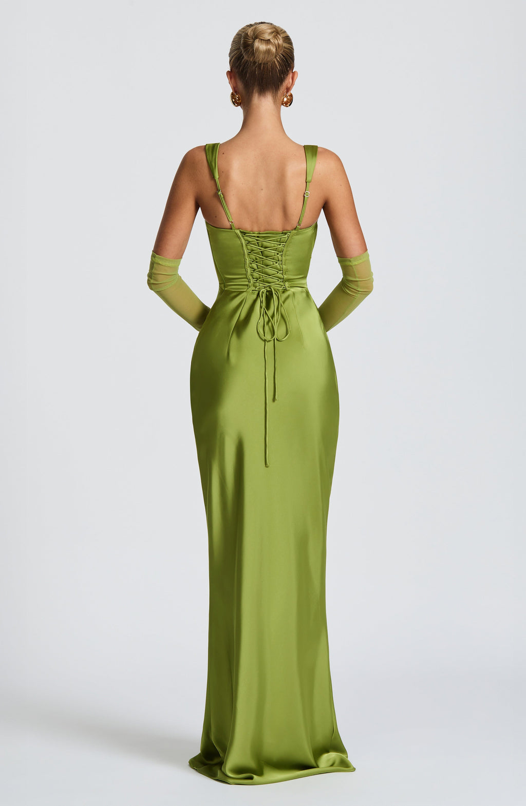 Vestido Silvia ™ | Elegancia satinada con estructura refinada