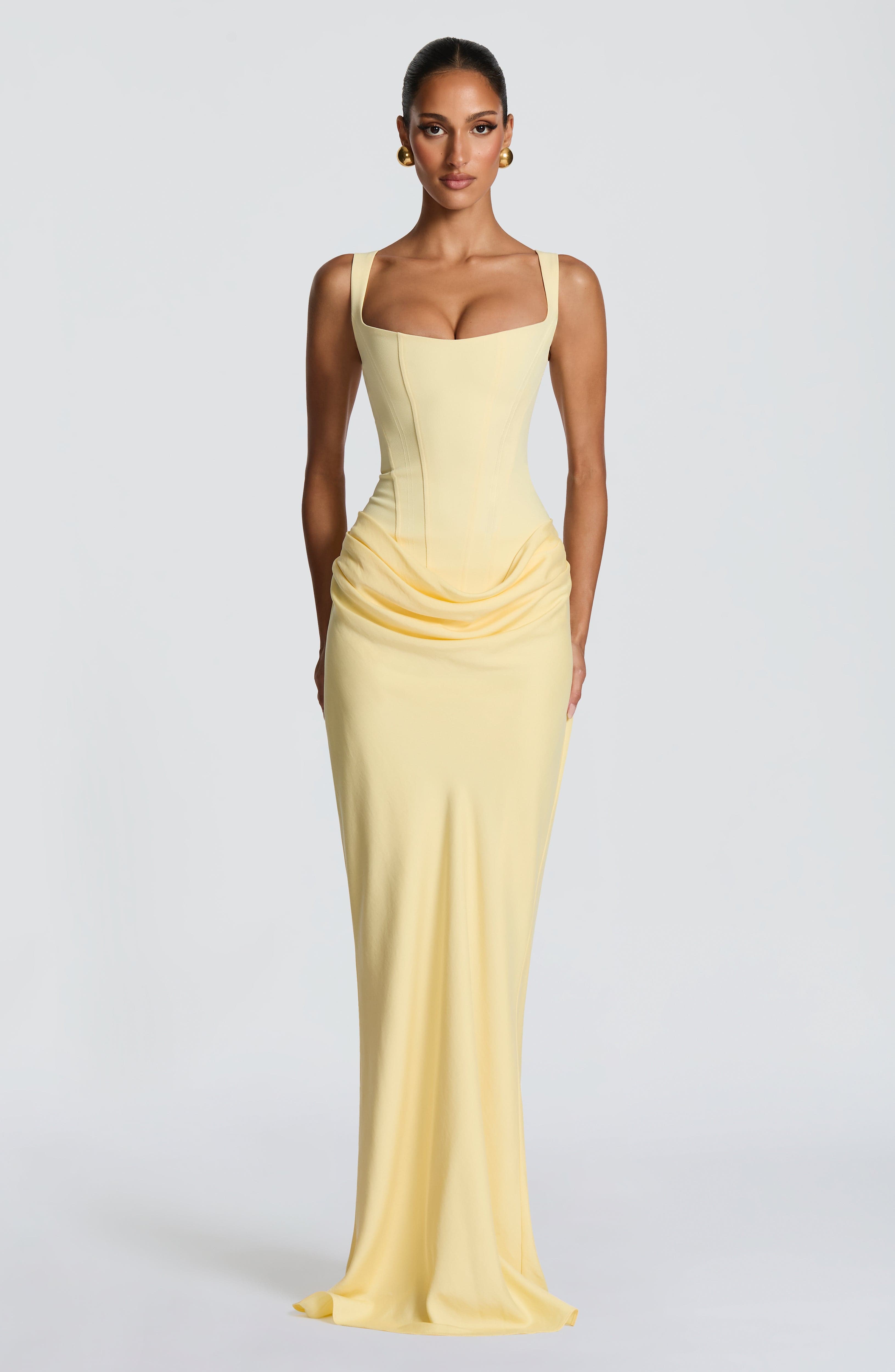 Rosa™ | Vestido con silueta fluida con corsé ajustado