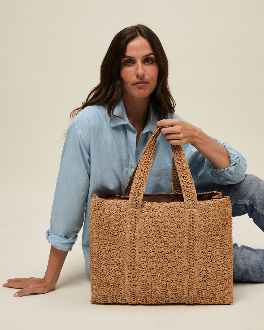 Cuadri bolso shopper grande efecto rafia