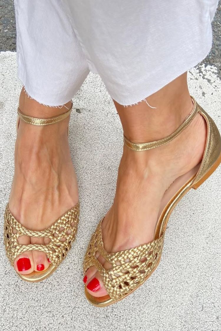 Sandalias con tira al tobillo
