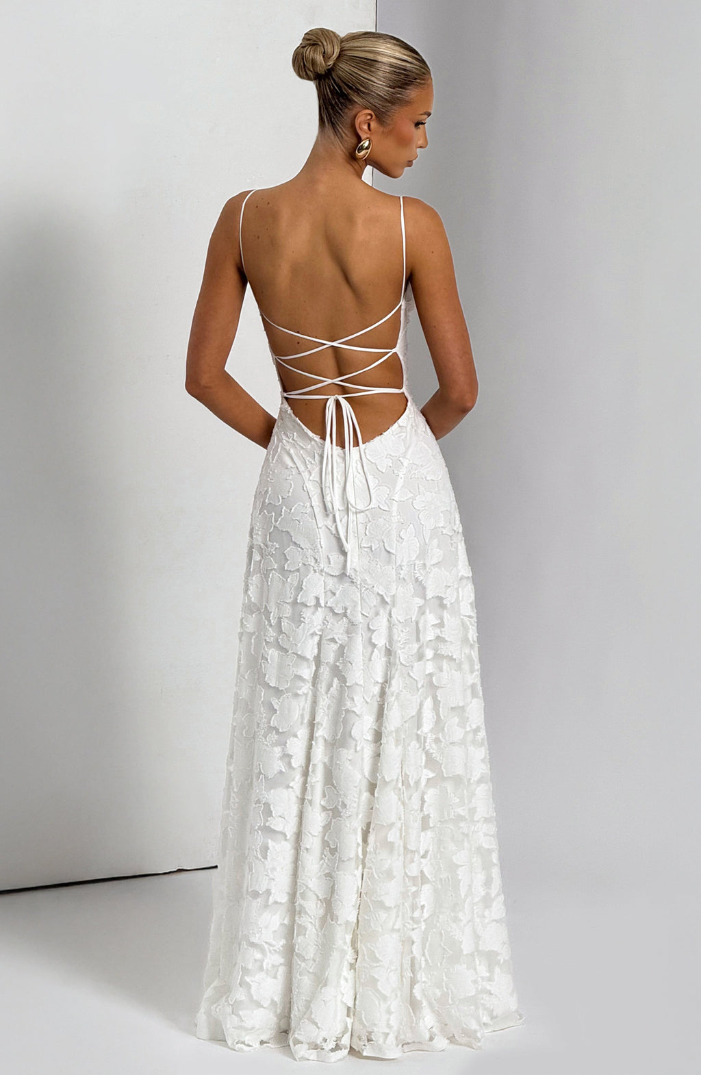 Vestido Manuela™ | Elegancia fluida con acabado sofisticado