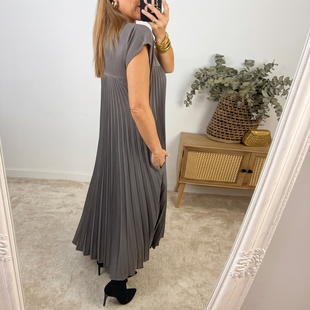 Ana - Vestido de Confor Atemporal