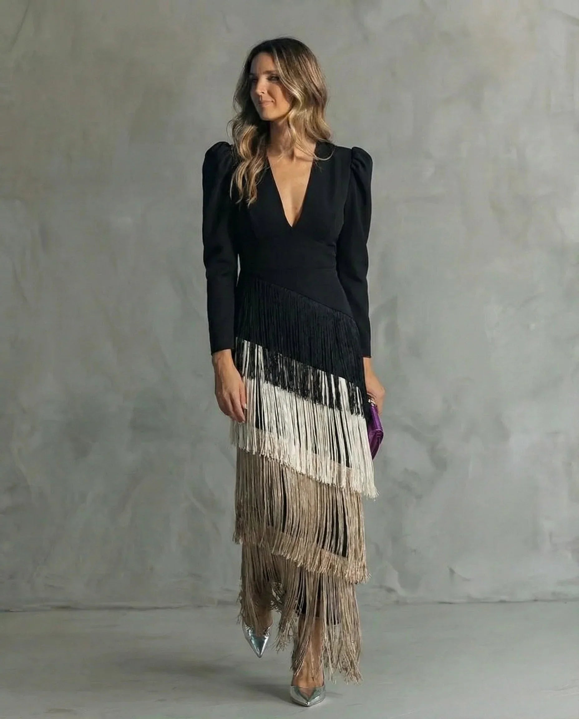 Clara™ | Vestido midi elegante con mangas de flecos
