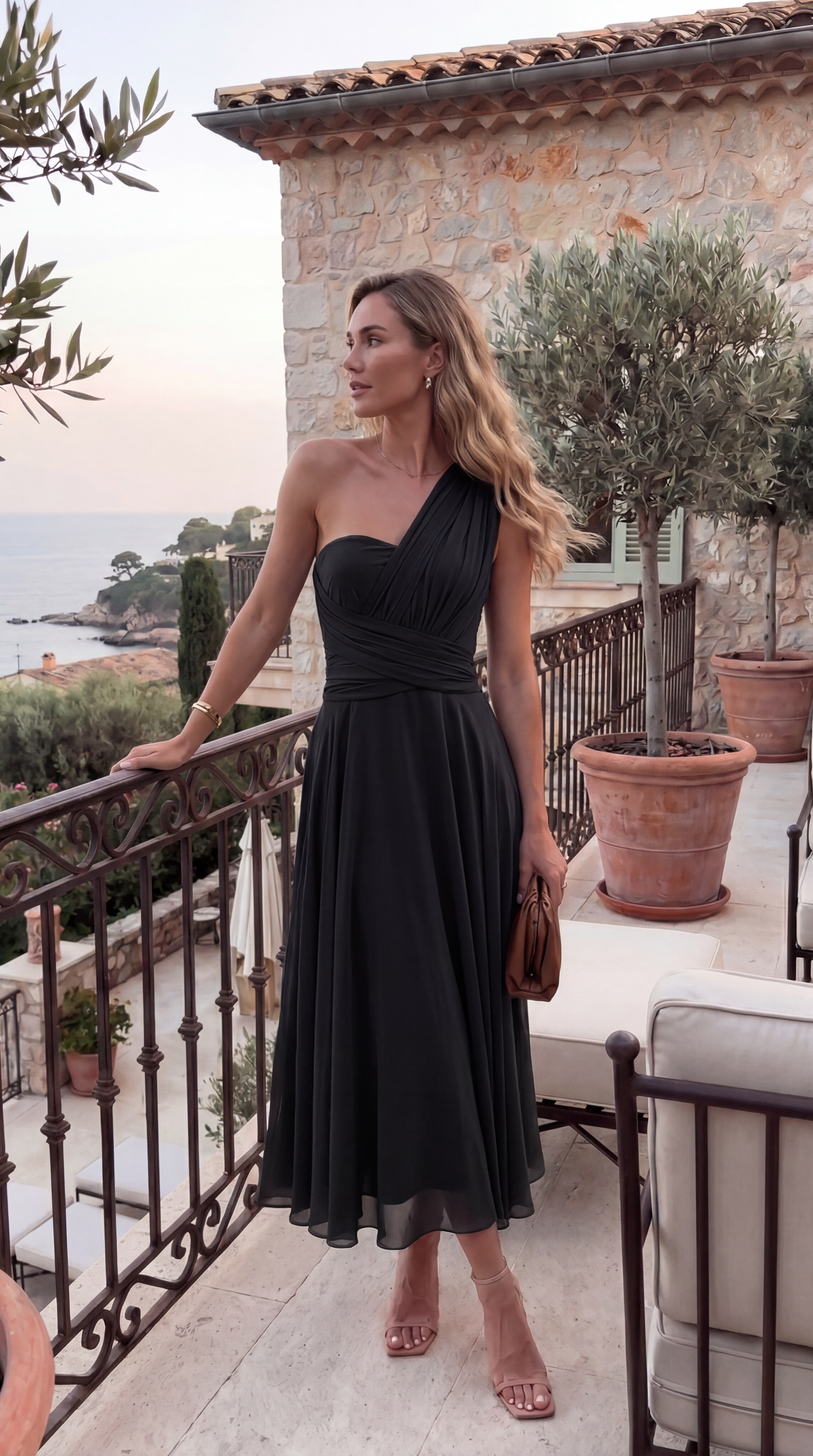 Vestido Gema™ | Azul marino con falda asimétrica y múltiples formas de llevar