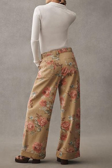 Pantalones informales con estampado floral