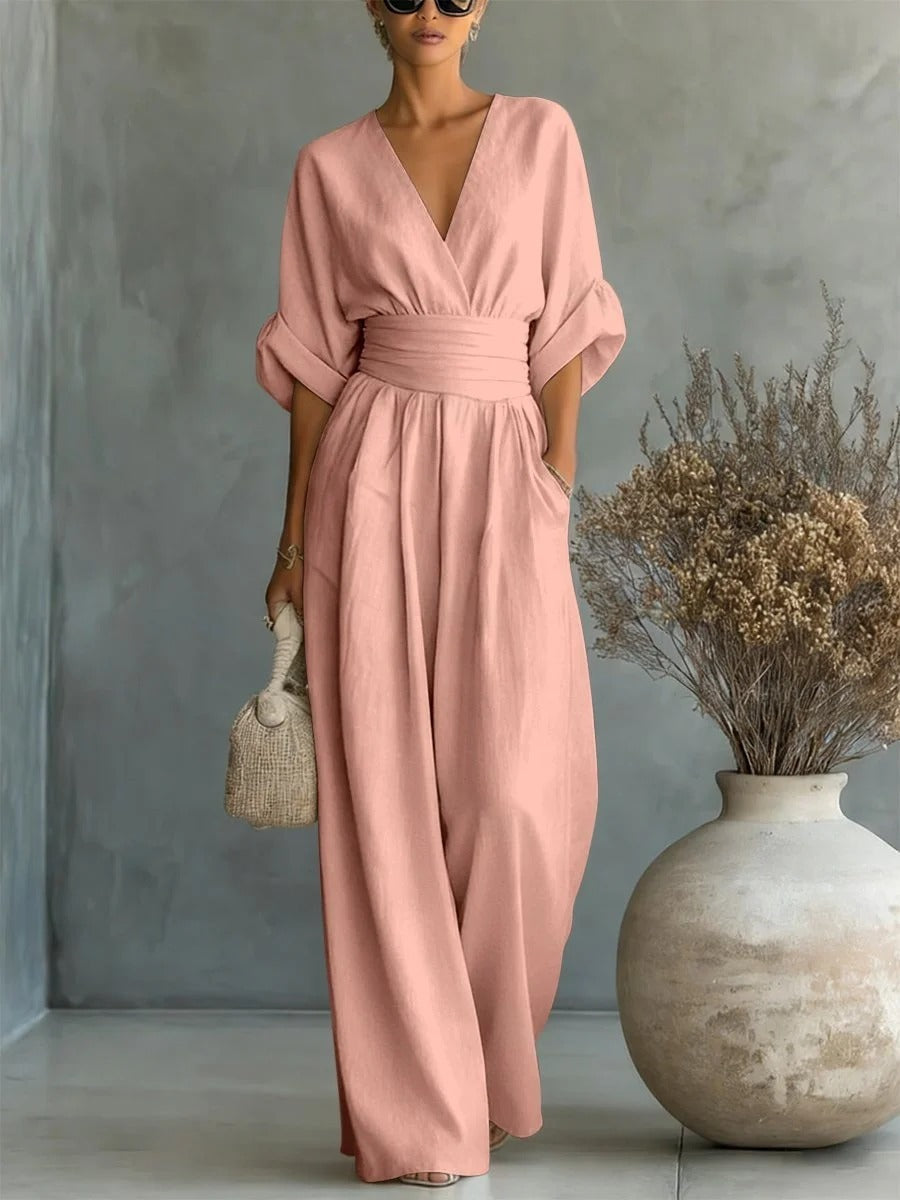 Essential • Mono elegante con escote en V y talle alto