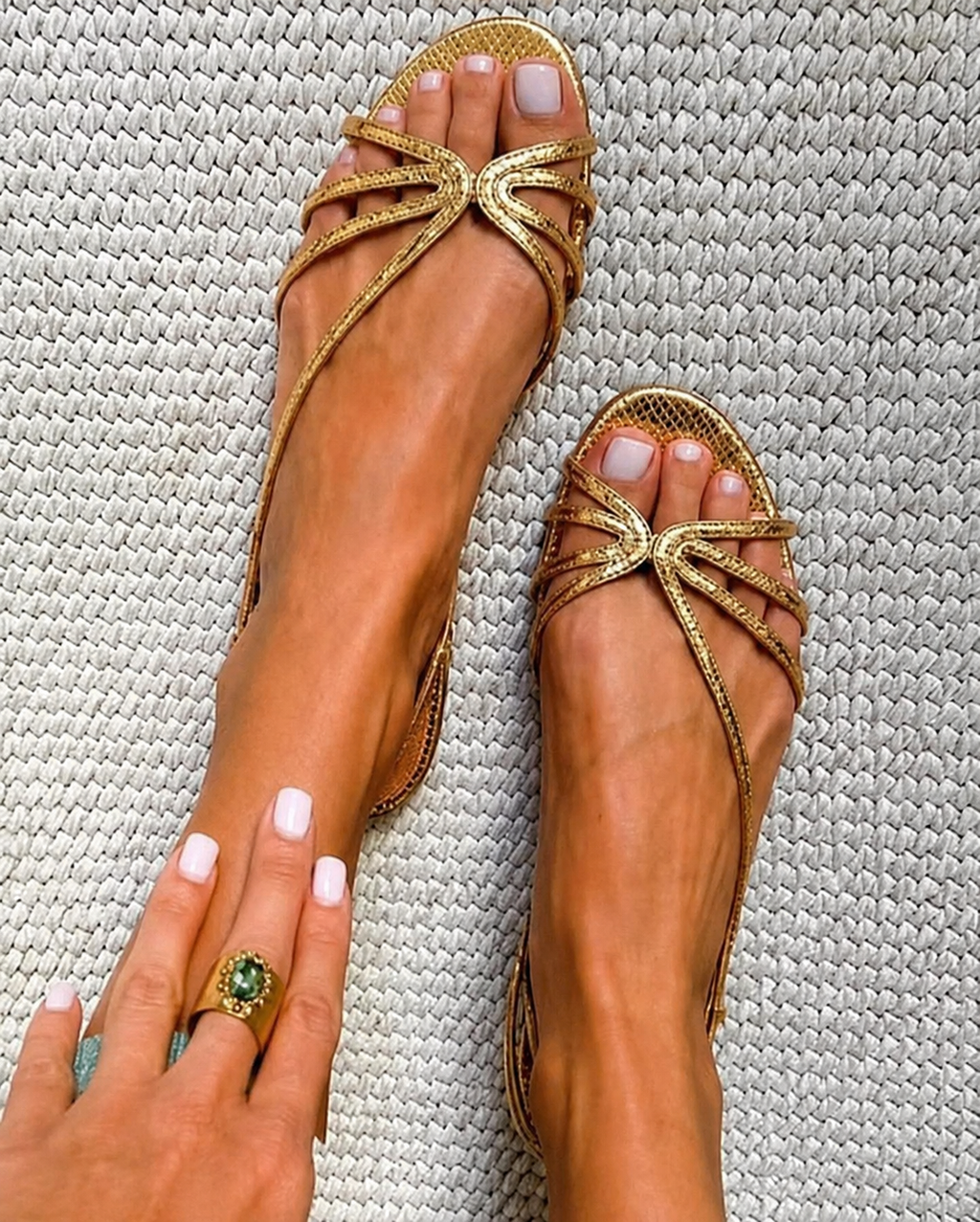 Sandalias de tiras metalizada