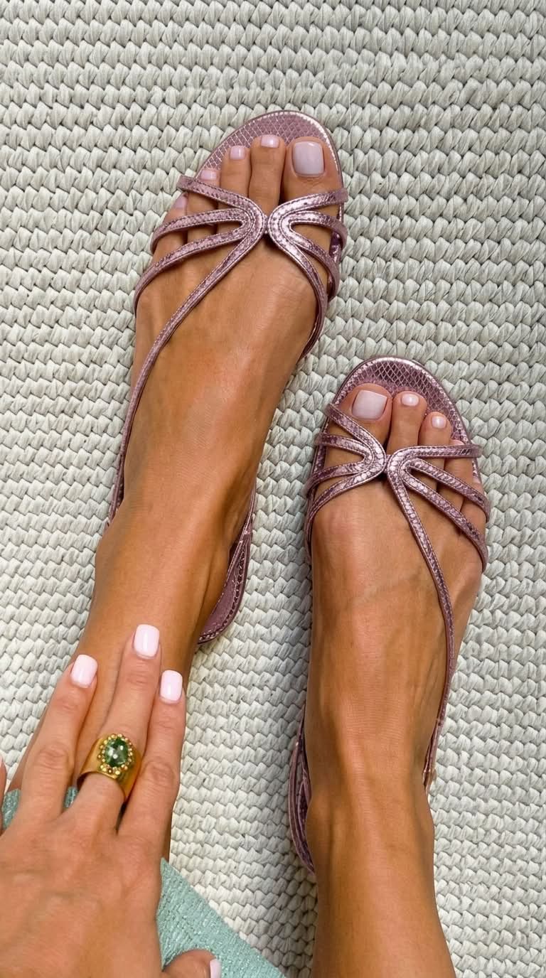 Sandalias de tiras metalizada
