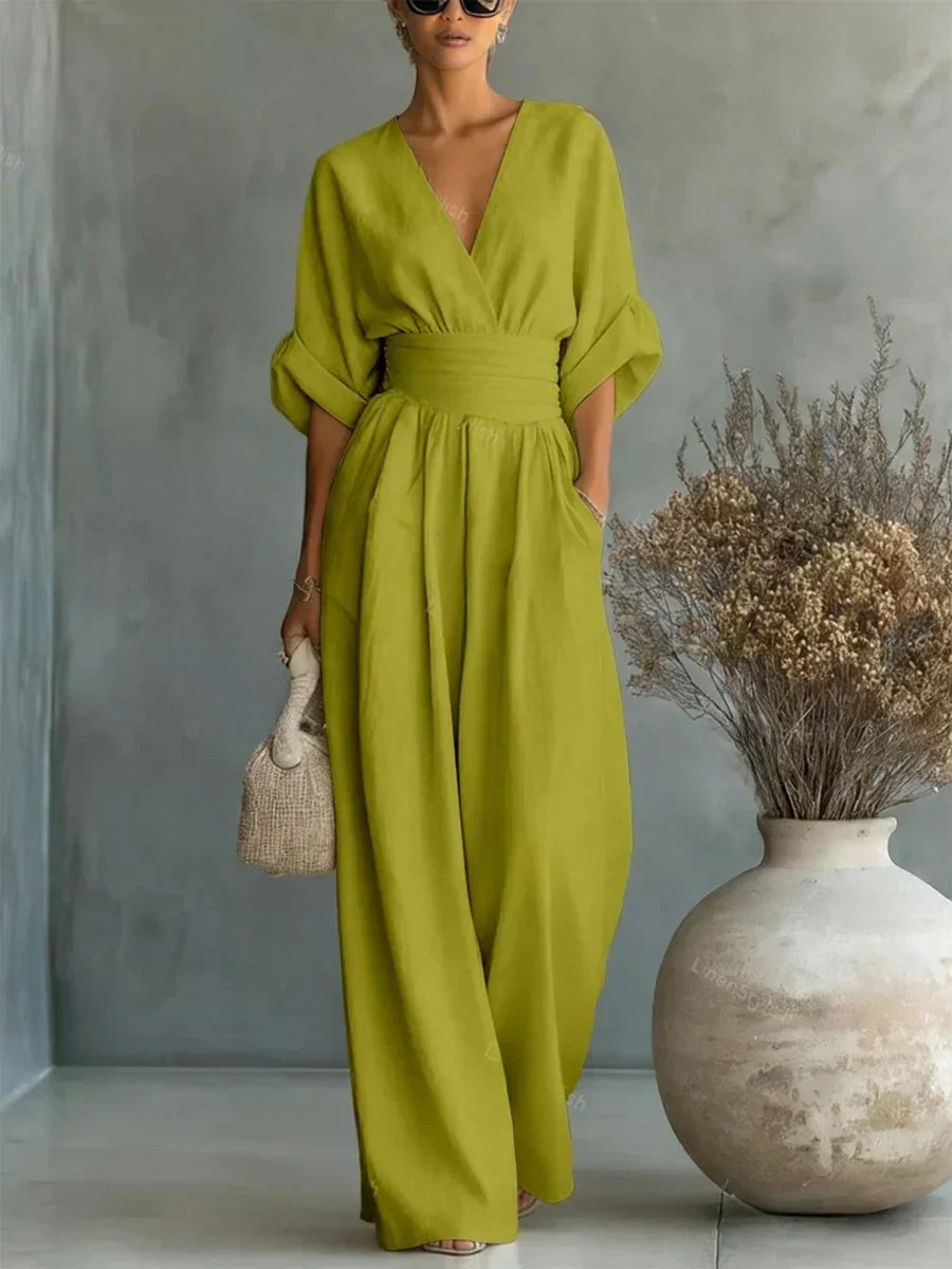 Essential • Mono elegante con escote en V y talle alto